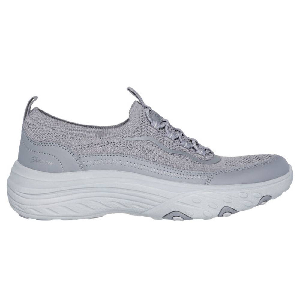 SKECHERS Women's Relaxed Fit Breathe Easier - Suits Her Casual Shoe (Gray)