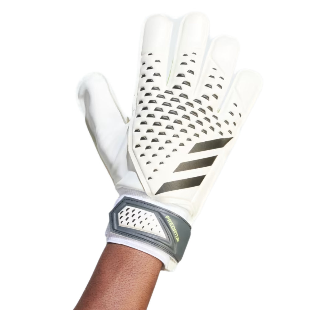 adidas trainning Football gloves