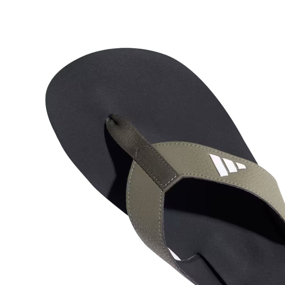 Adidas Men’s Thong Slippers: Essential for Casual Wear